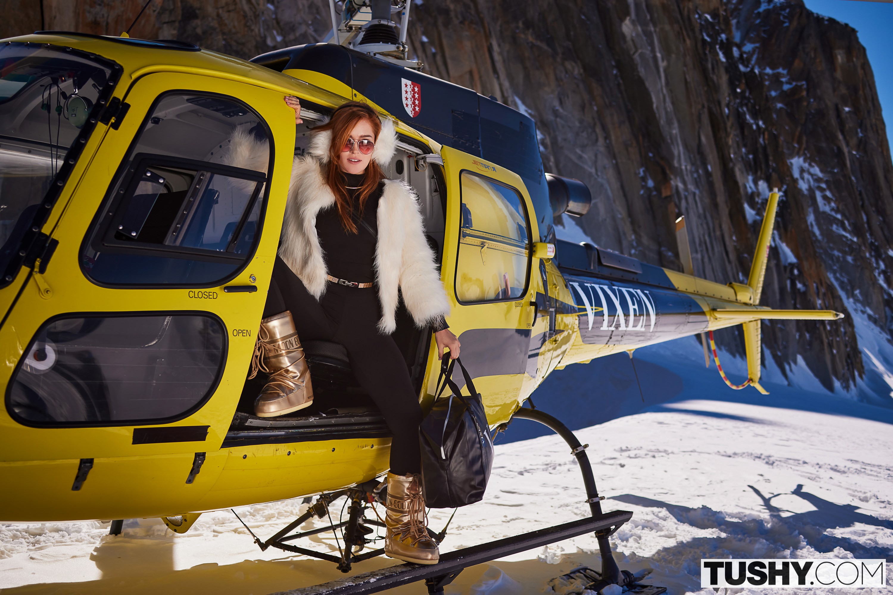 People 2999x2000 Jia Lissa Tushy helicopters pornstar women women outdoors Russian Russian women