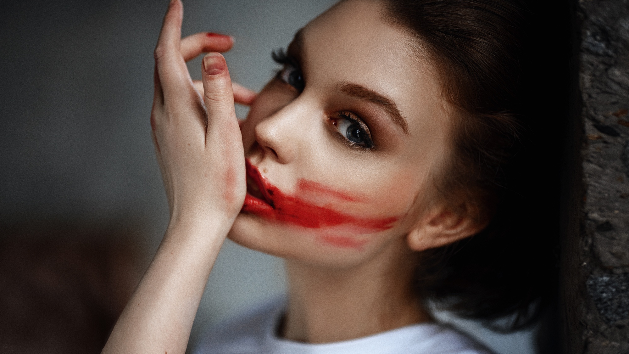 People 2000x1125 women model lipstick face Olya Pushkina Georgy Chernyadyev dirty