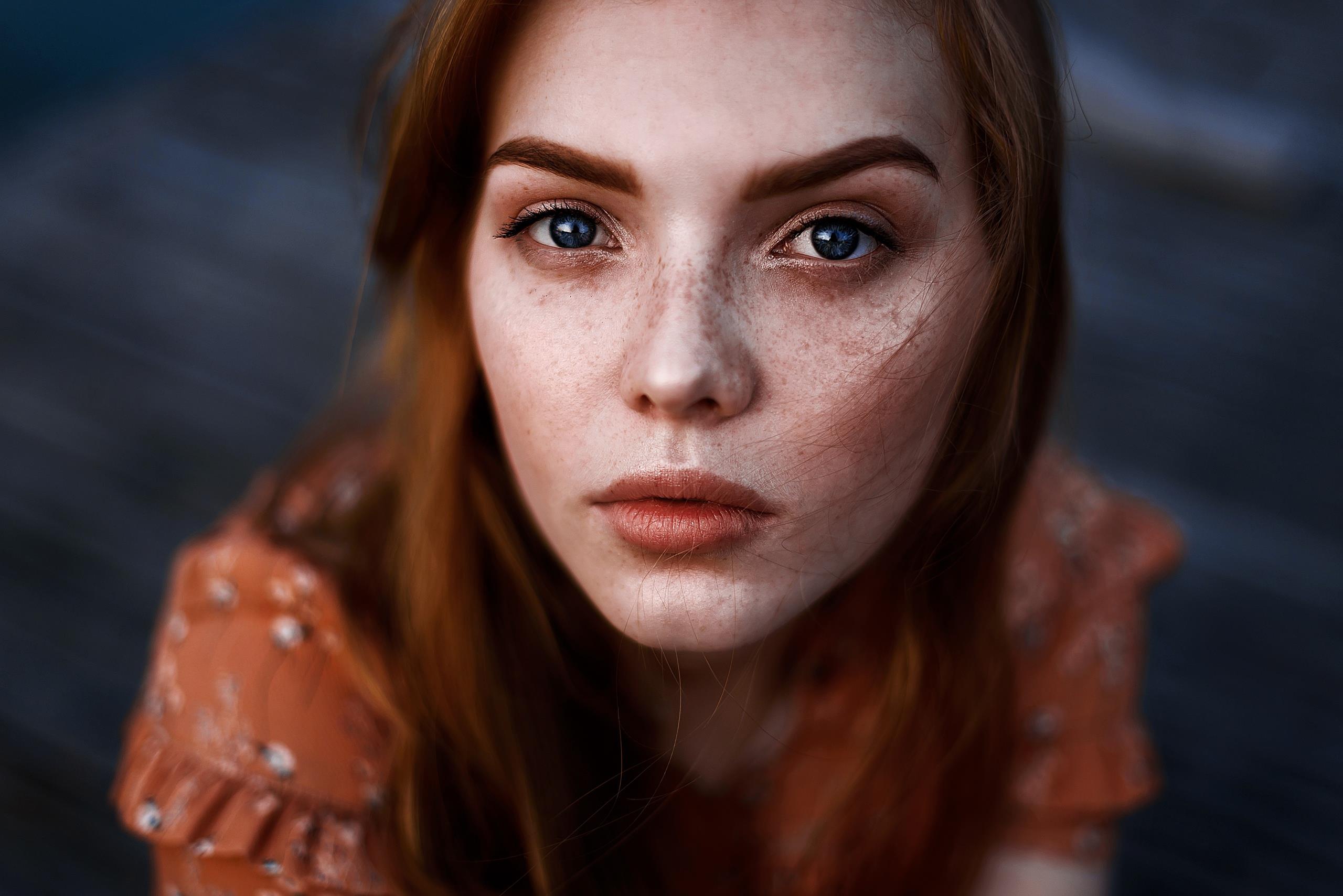 People 2560x1709 portrait face women model freckles closeup redhead blue eyes blurred