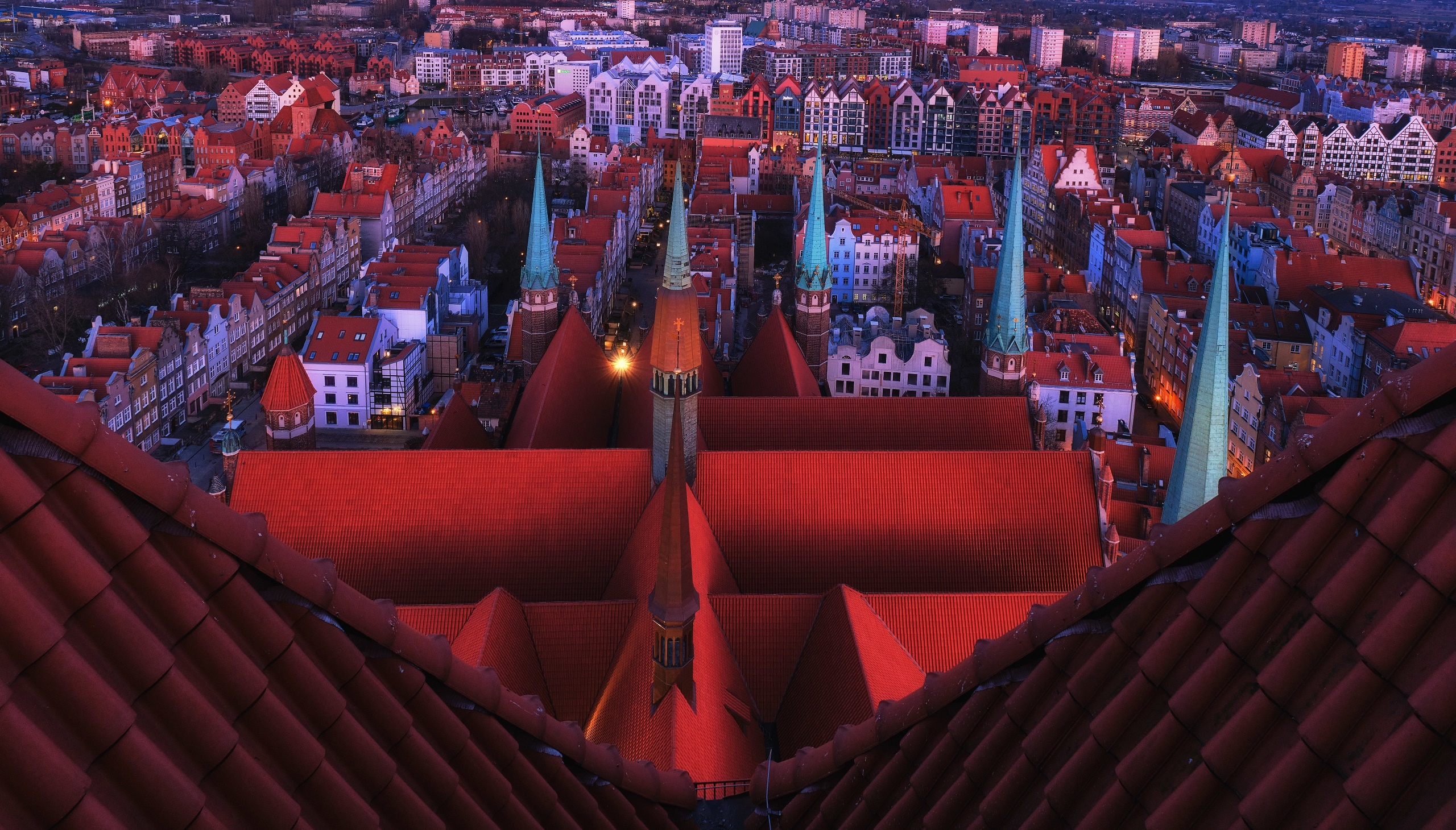 General 2560x1460 city rooftops colorful evening cityscape Gdańsk aerial view Poland Polish