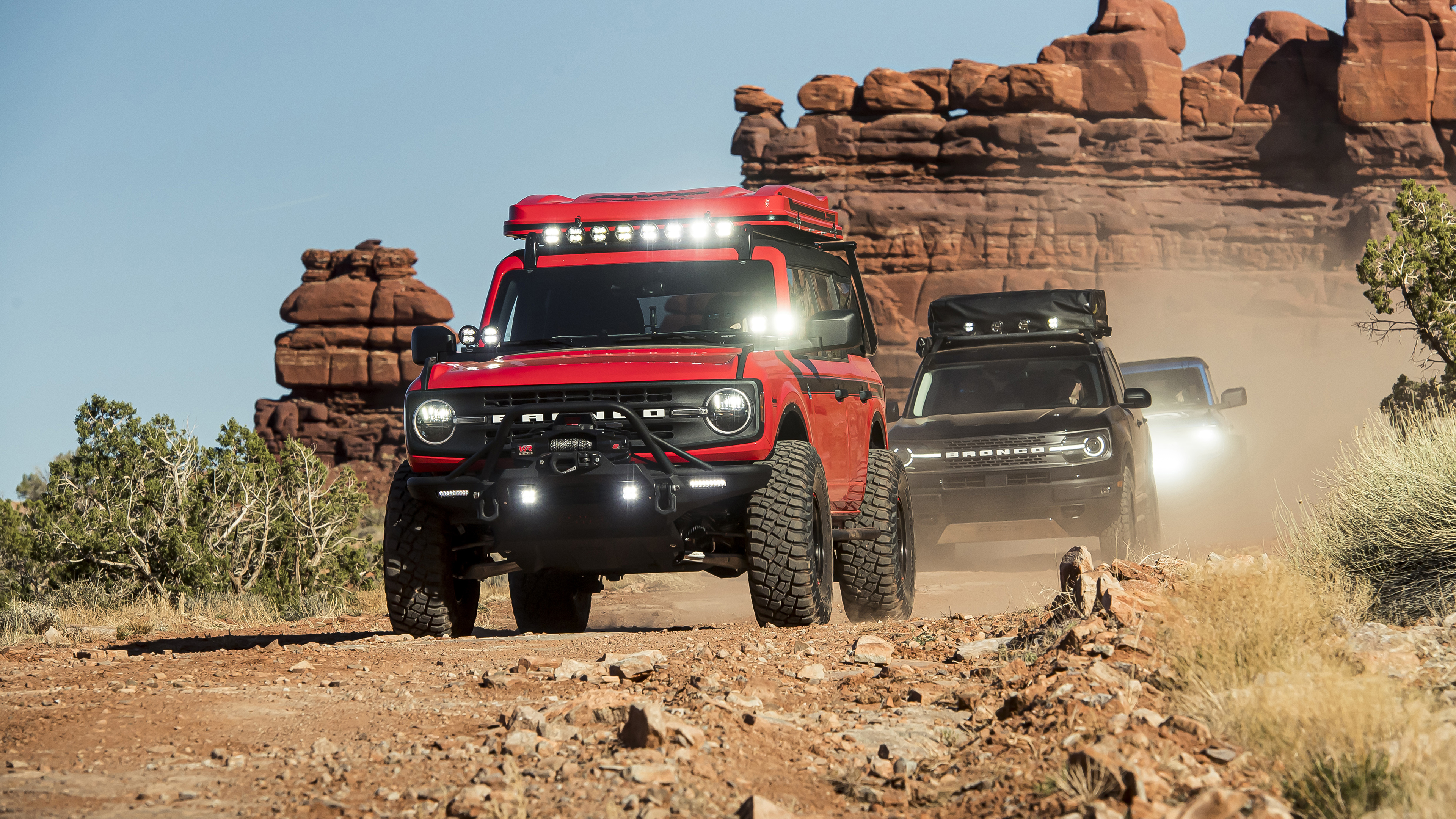 General 3840x2160 Ford Bronco Ford car vehicle desert dirt road red cars black cars offroad American cars