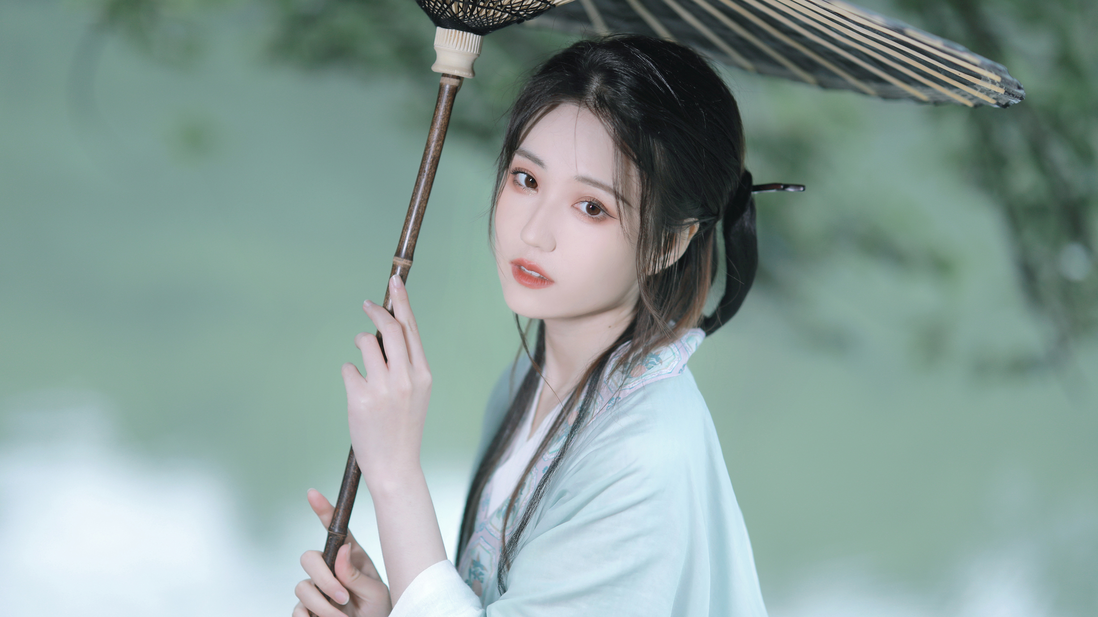 People 3840x2160 women Asian Chinese dress umbrella
