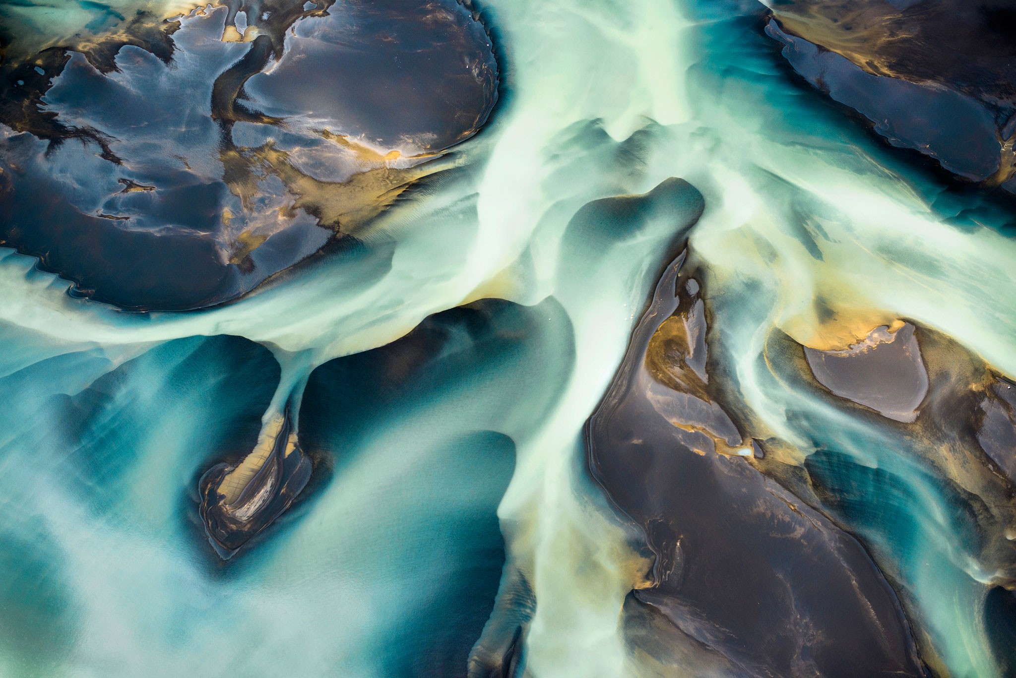 General 2048x1367 river river delta abstract Iceland