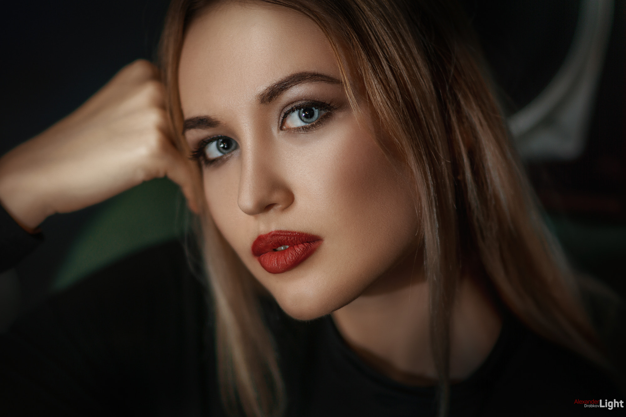 People 2000x1333 women blonde face portrait red lipstick Alexander Drobkov