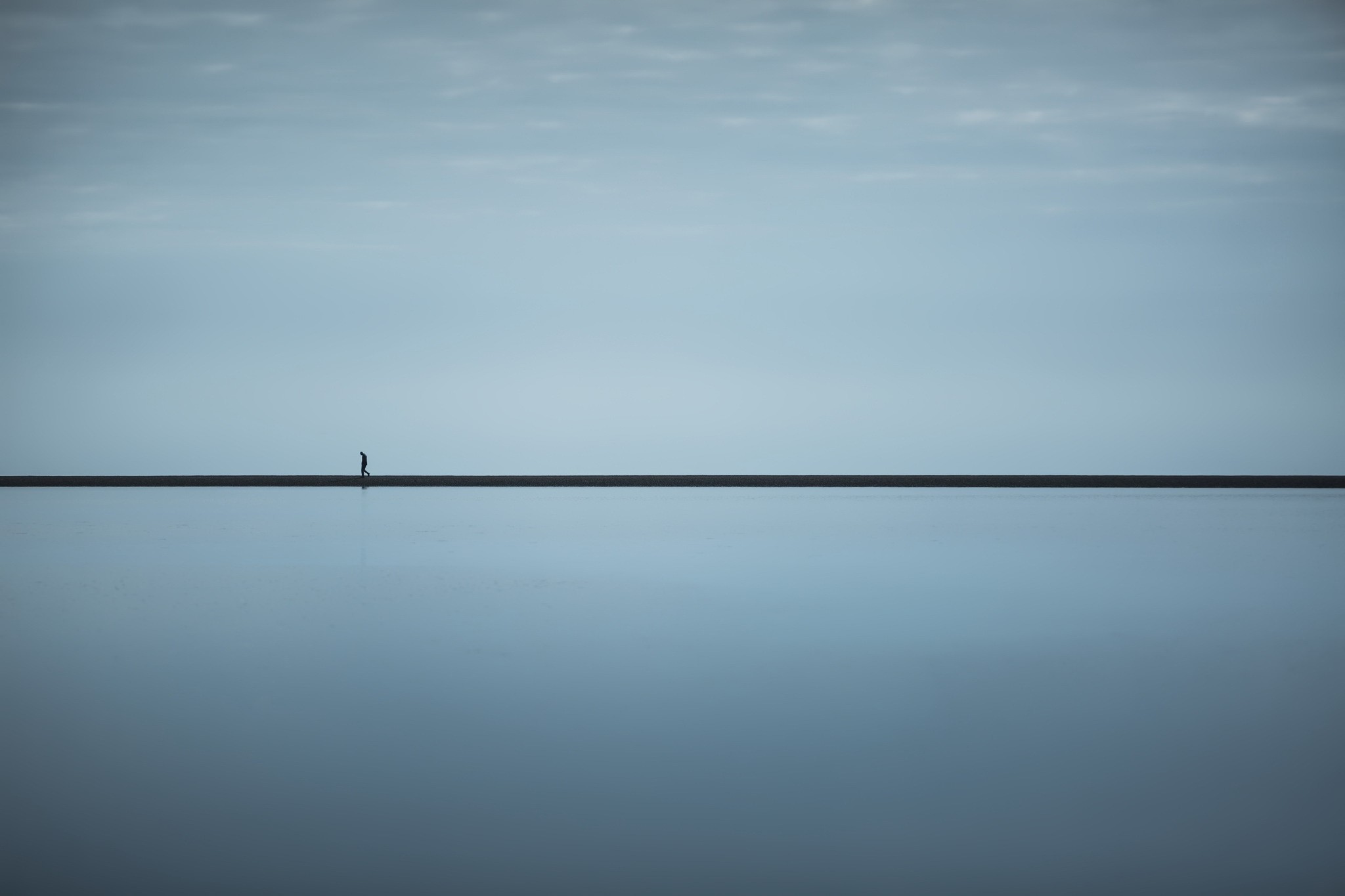 General 2048x1365 horizon minimalism simple background walking gray outdoors sky water