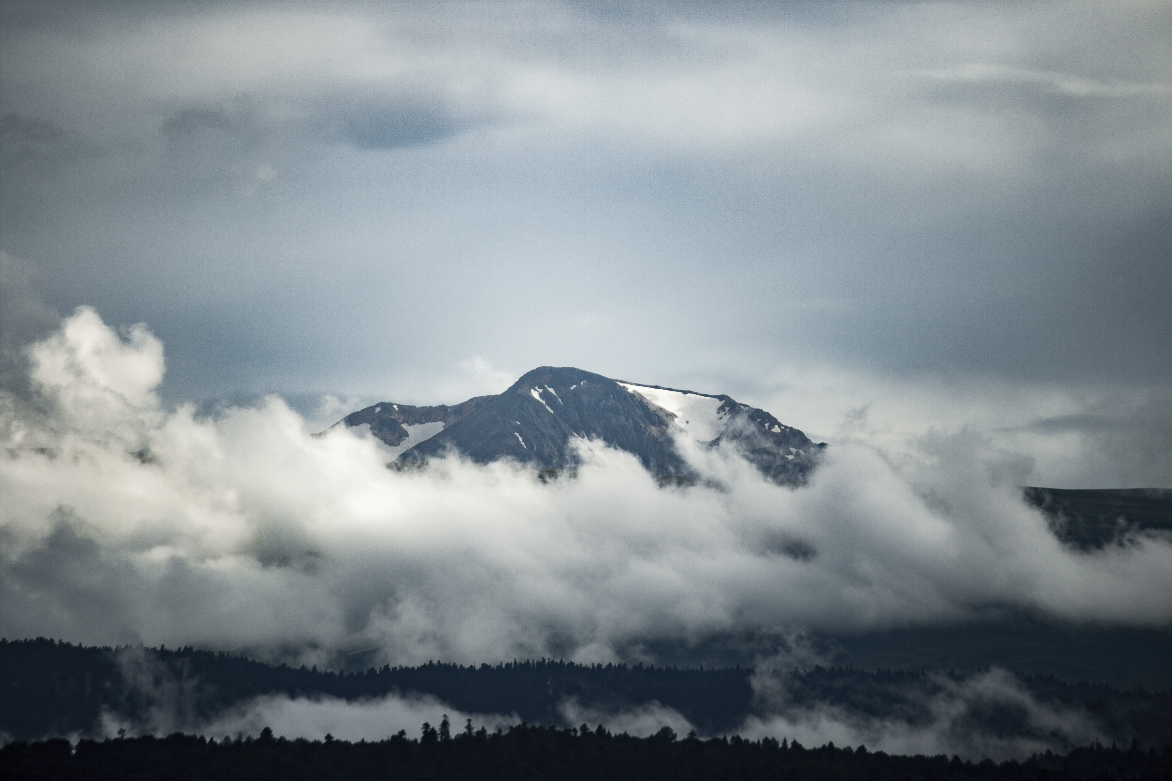 General 3888x2592 mountains clouds zoom lens snowy peak Caucasus Mountains