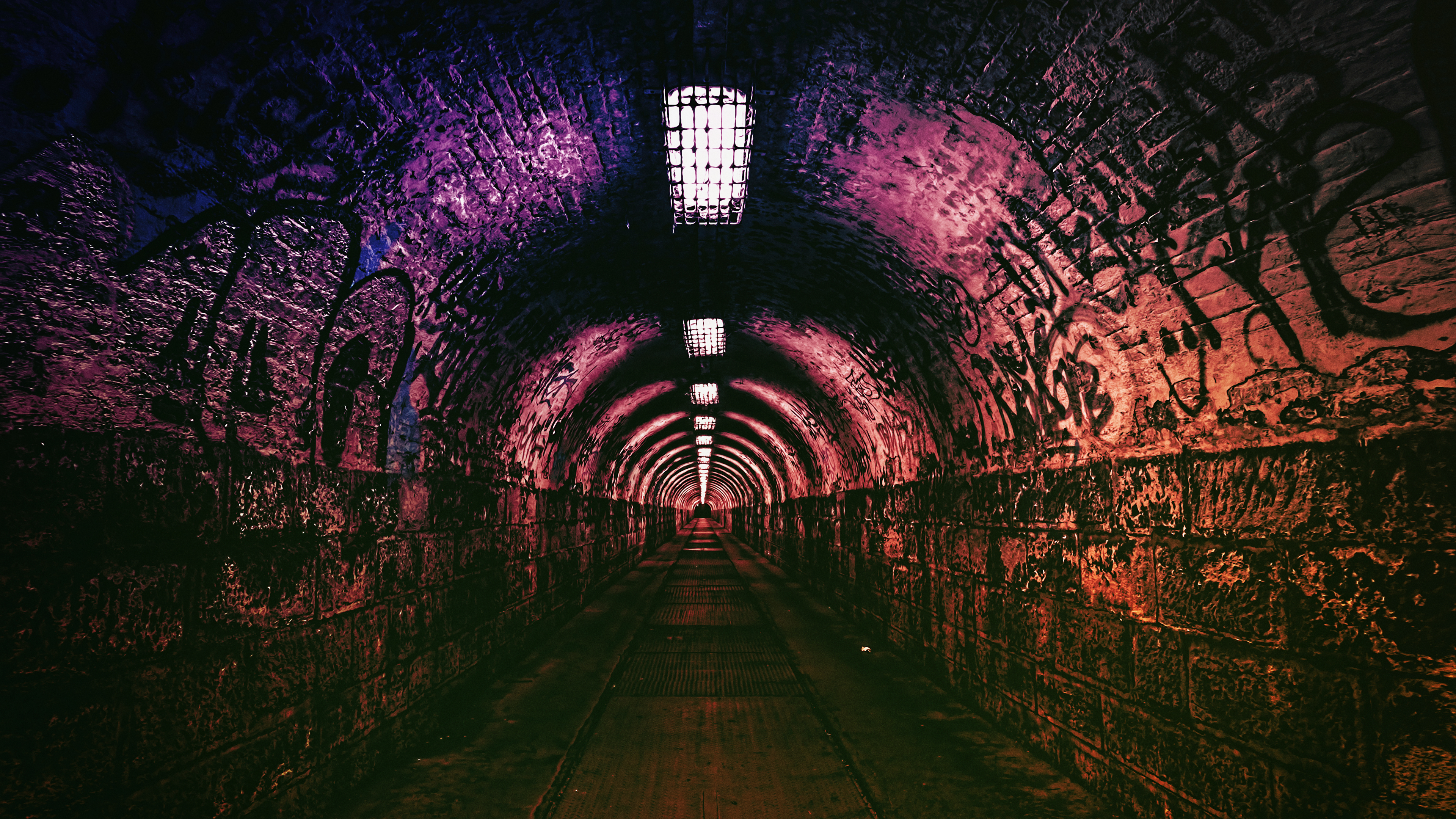 General 3840x2160 tunnel underground architecture lights photography
