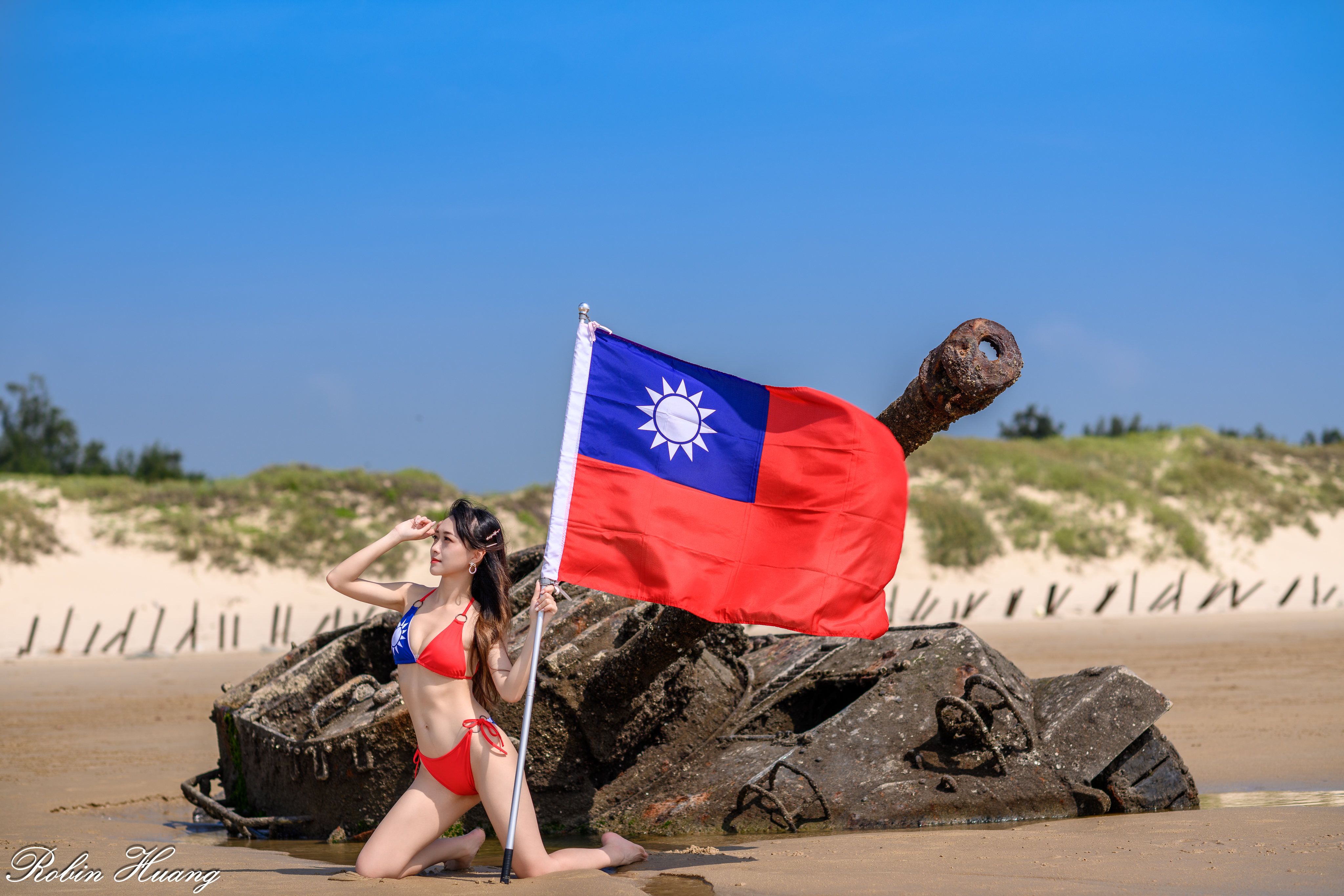 People 4096x2731 Robin Huang women Asian bikini derelict tank flag Taiwan signature earring looking away long hair