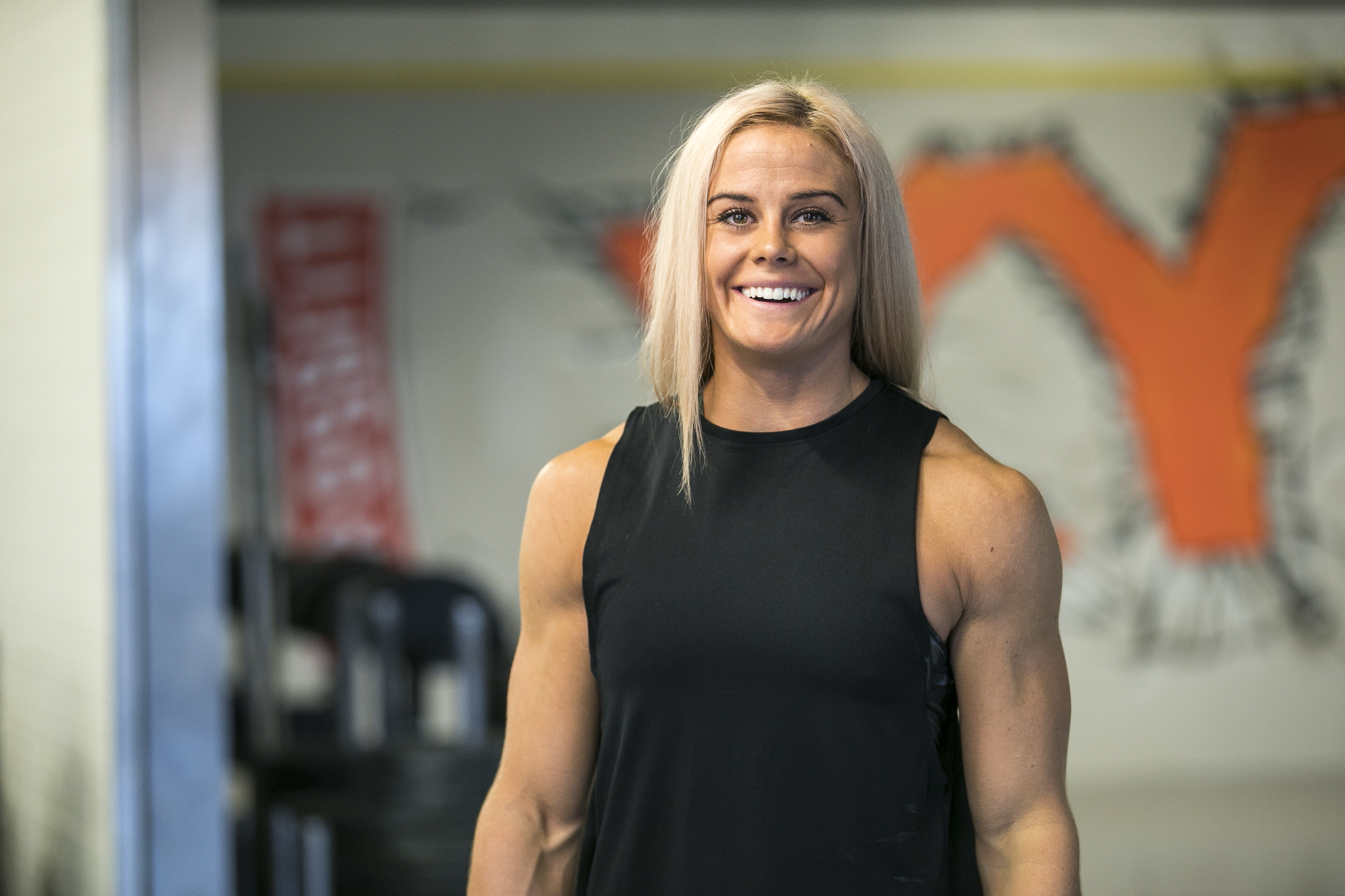 People 3210x2140 Sara Sigmundsdottir CrossFit athletes blonde icelandic fit body weightlifting smiling women