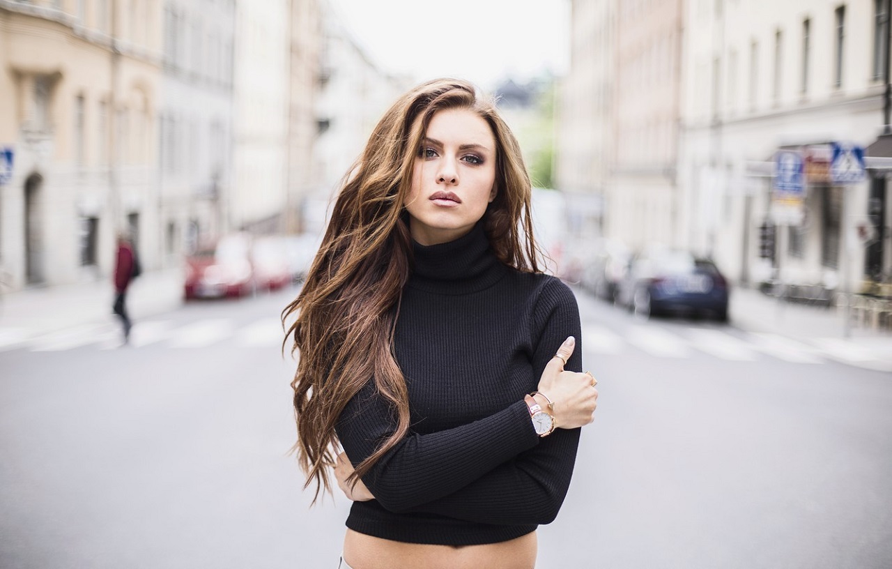 People 1280x816 brunette women model Josefine Forsberg black sweater watch street view