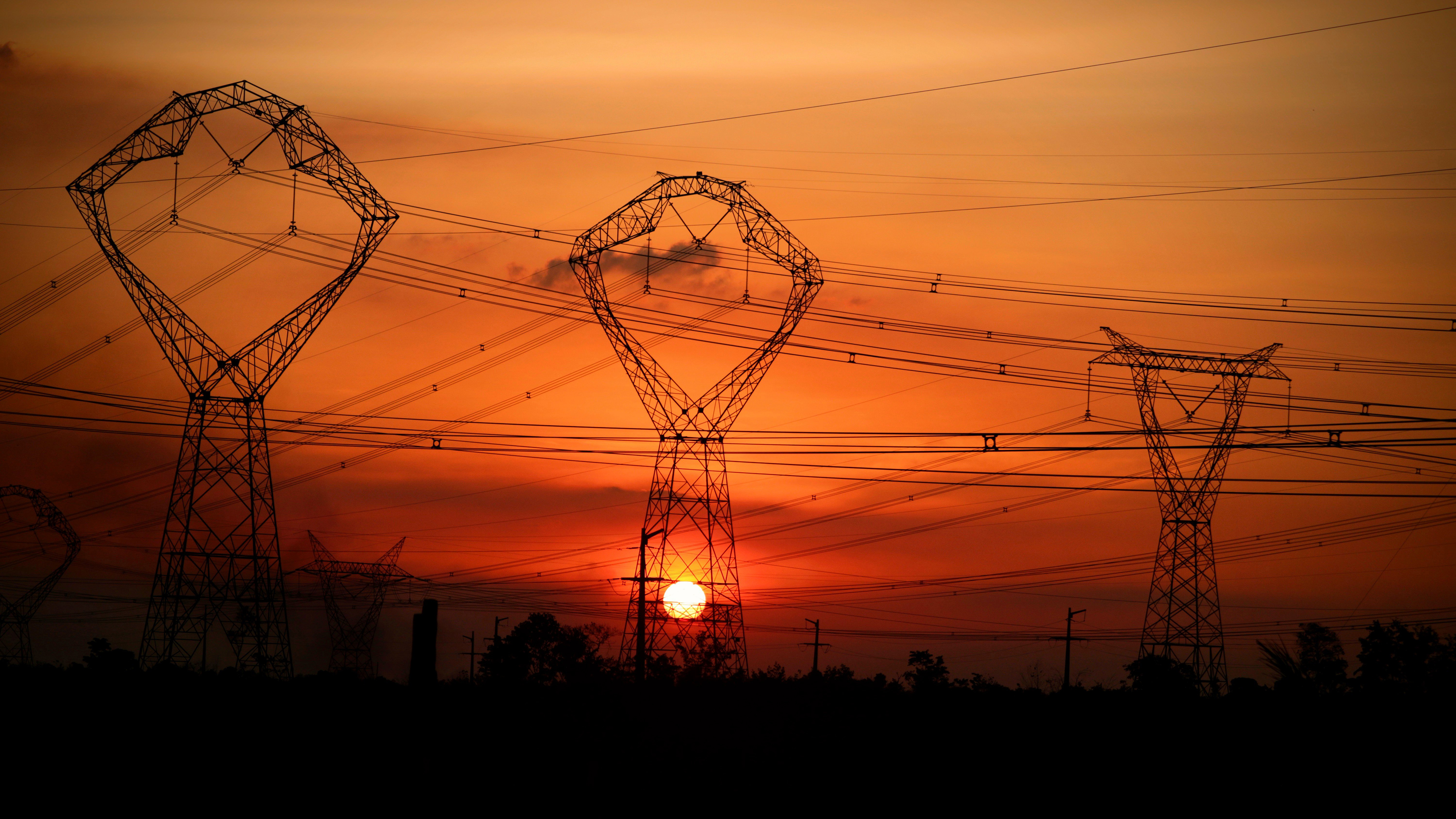 General 3840x2160 electricity tower sunset sky low light silhouette power lines pylon