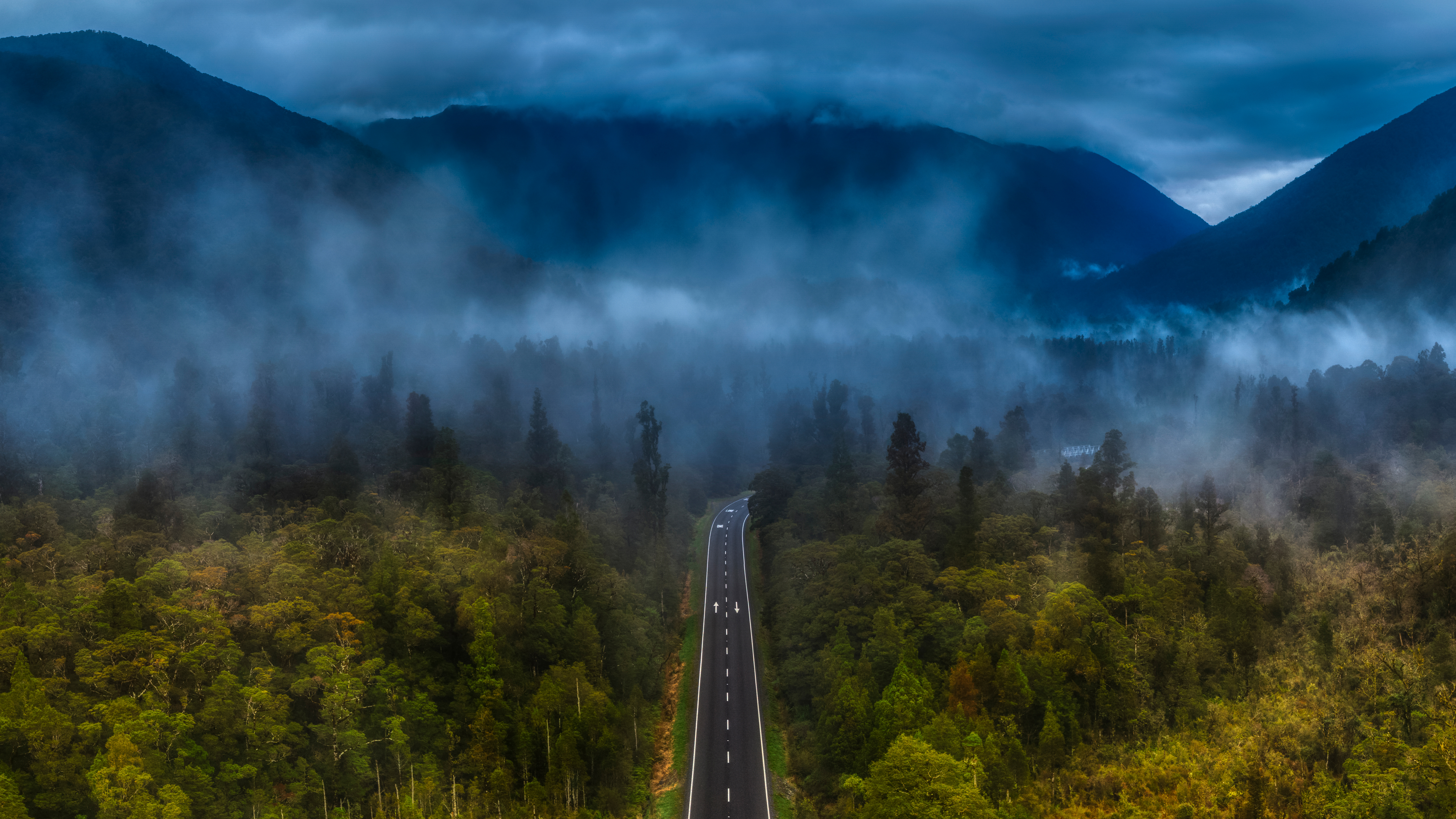 General 7680x4320 photography Trey Ratcliff landscape New Zealand forest mountains mist road