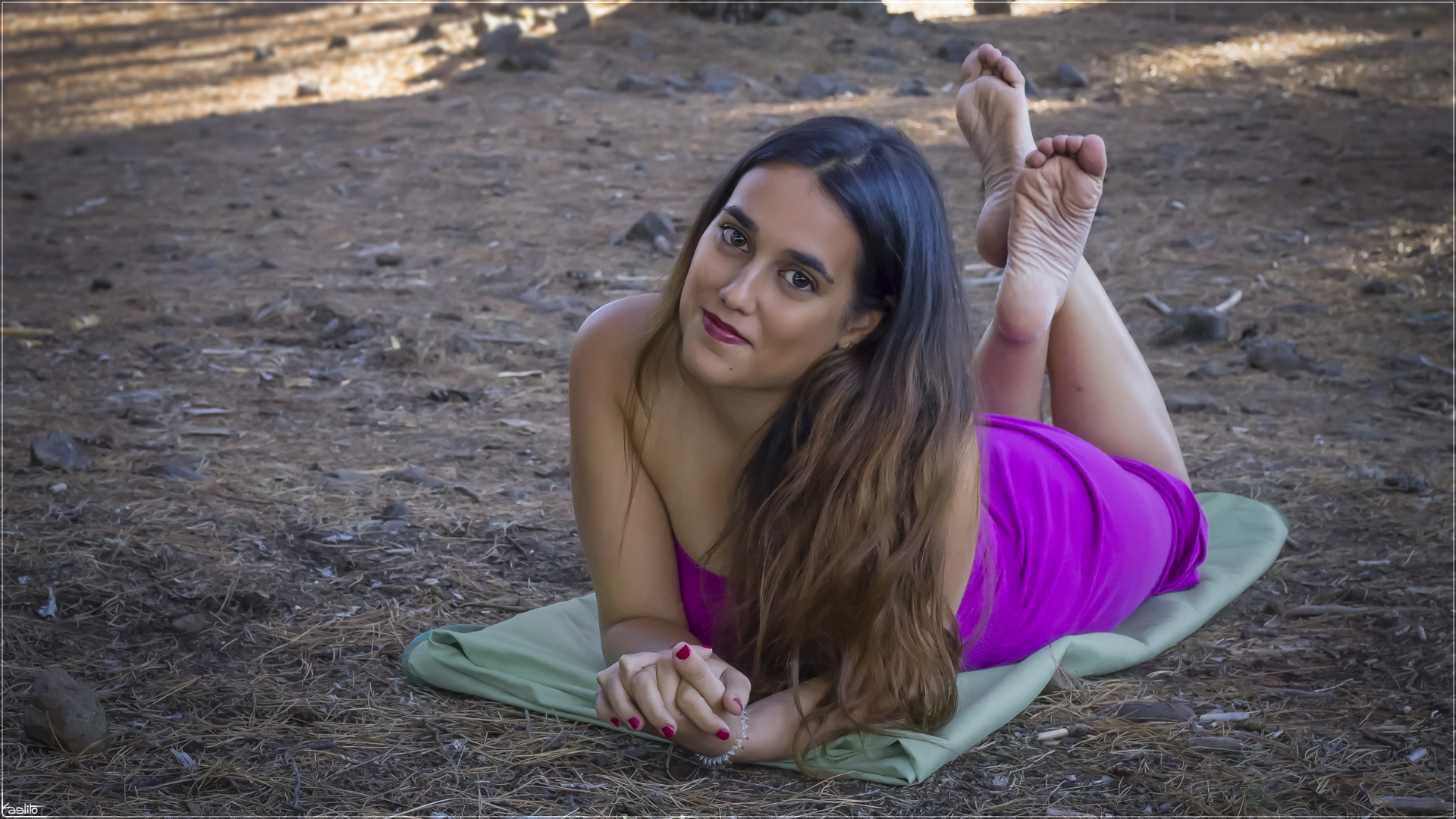 People 1920x1080 kaslito Cerosua foot sole feet feet crossed women long hair brunette Latinas looking at viewer model barefoot lying on front feet in the air pointed toes purple dress women outdoors