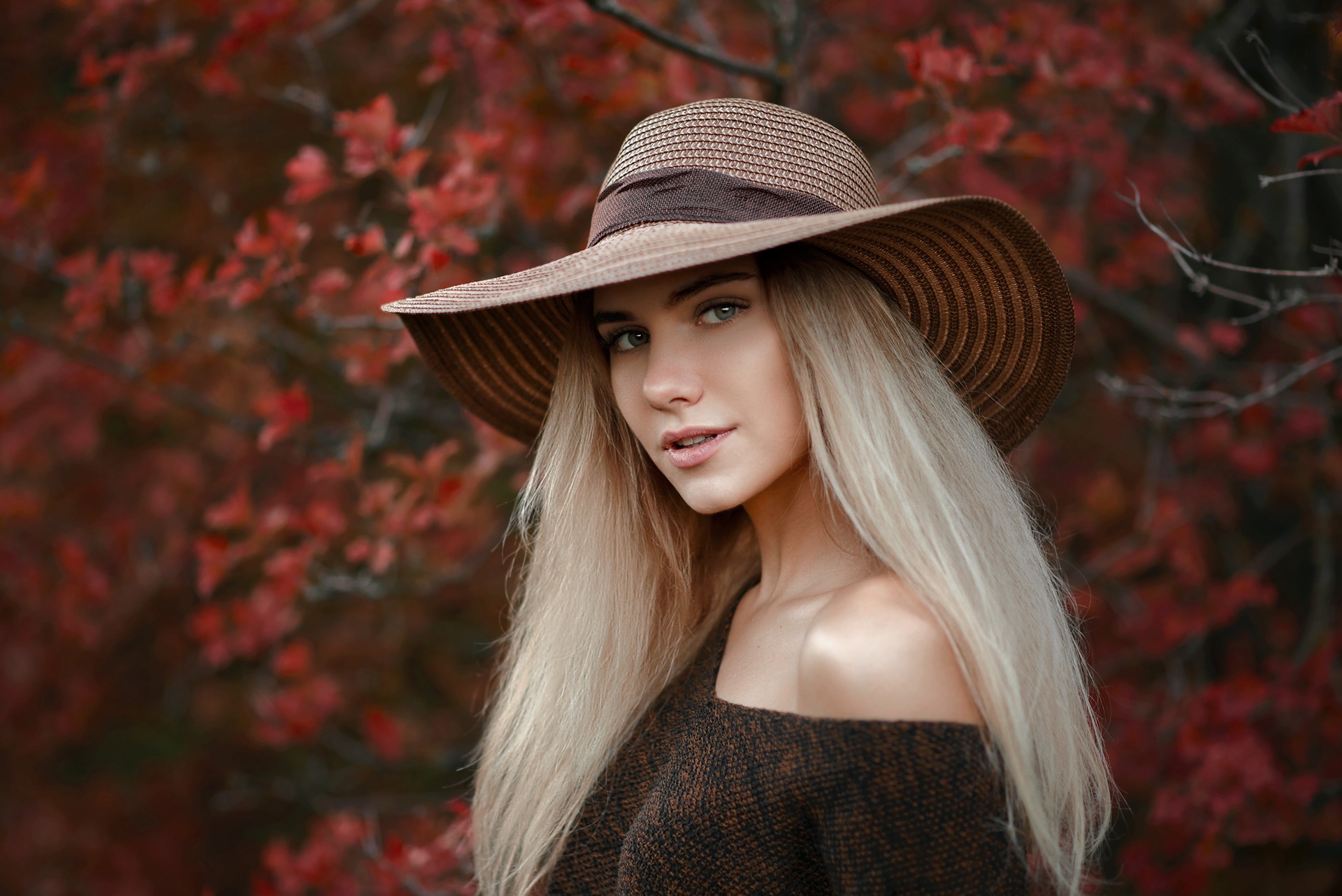 People 1920x1282 women model portrait blonde hat long hair Daria Leonova (model)