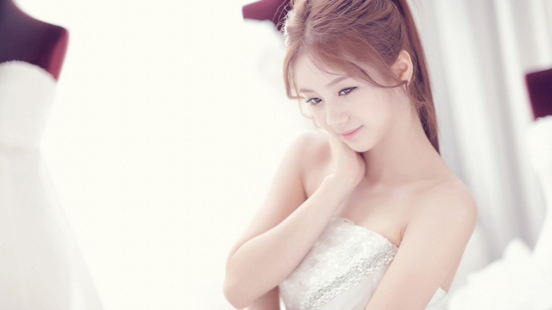 People 1920x1080 women Asian Hyeri brunette K-pop singer Korean diffused strapless dress smiling eyeliner
