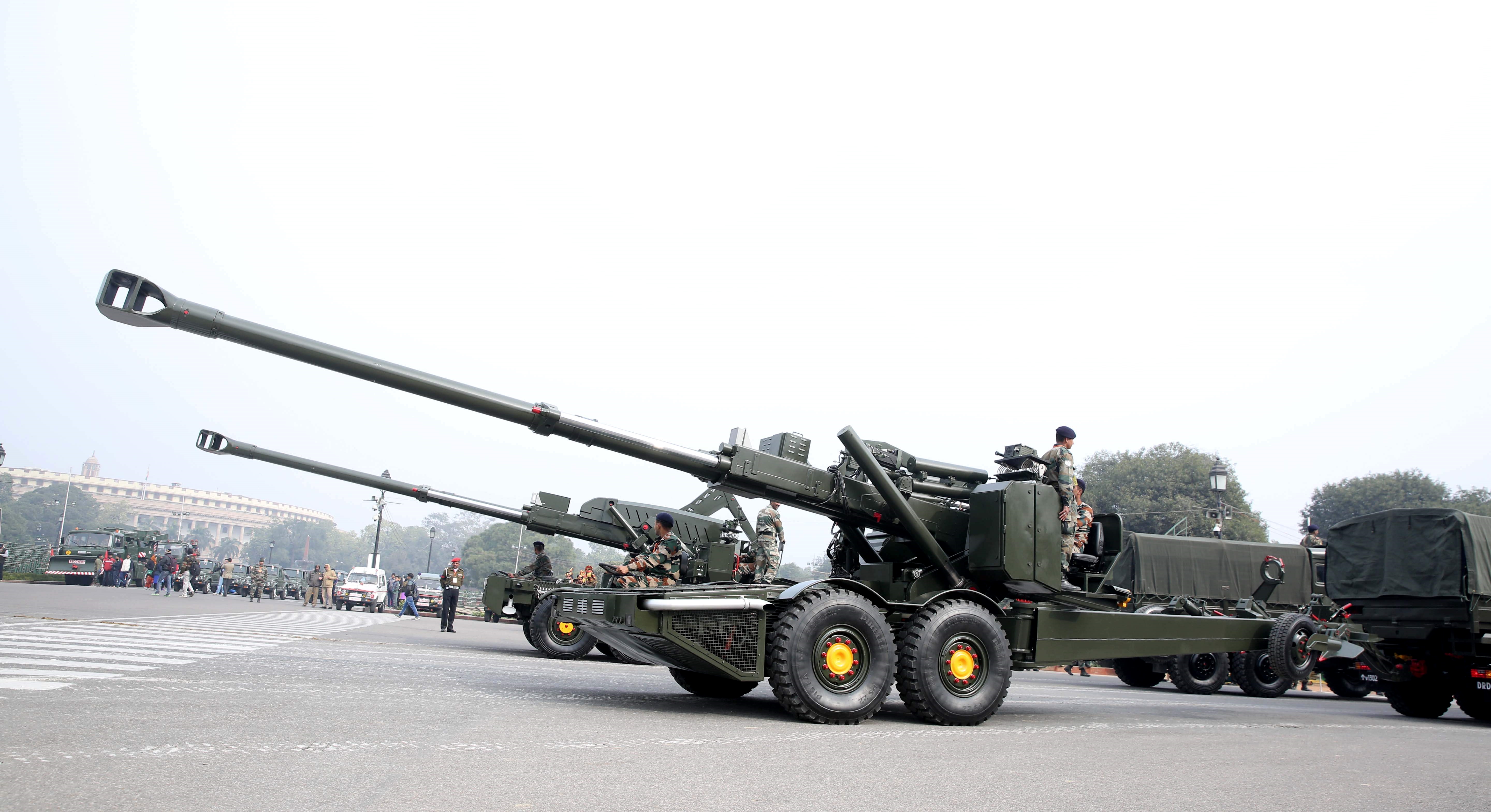 General 5760x3138 Howitzer military vehicle weapon India