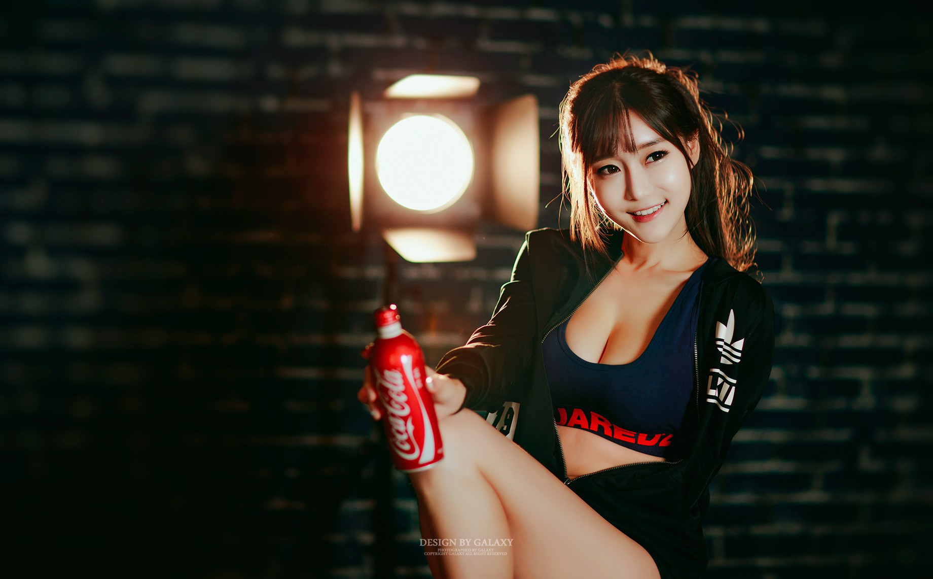People 1840x1141 Asian model Coca-Cola cleavage Choi Seul GI women