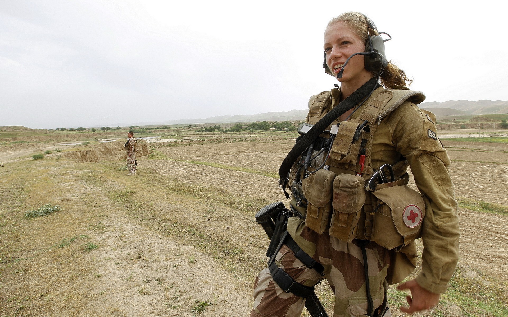 People 1920x1200 women weapon military uniform military girls with guns women outdoors soldier uniform