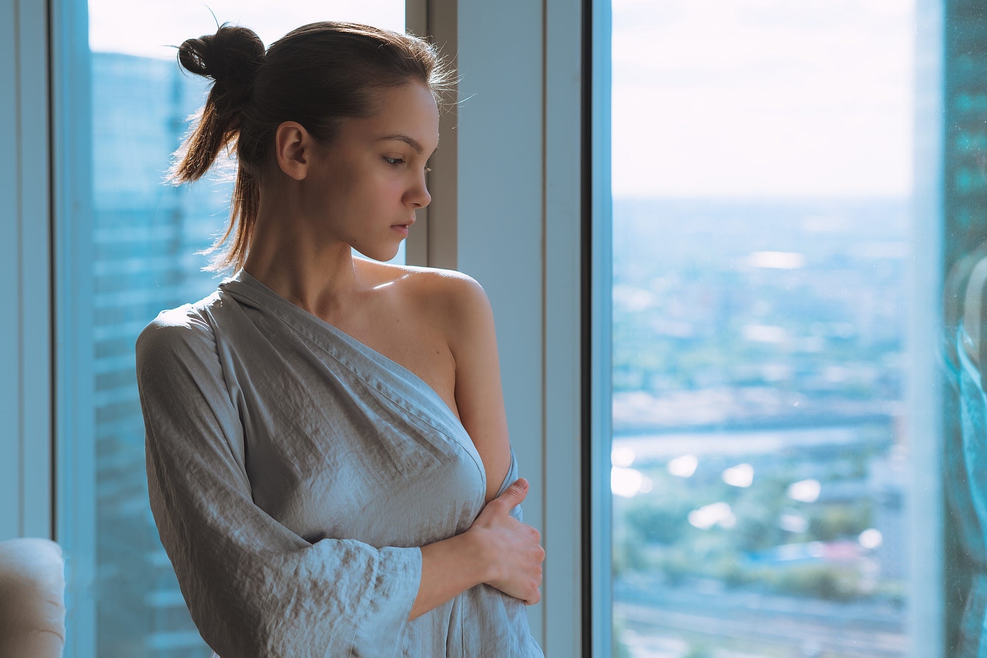 People 2000x1334 women bare shoulders face window profile looking into the distance Maria Demina Daria Klepikova messy hairbun looking out window by the window model sheets