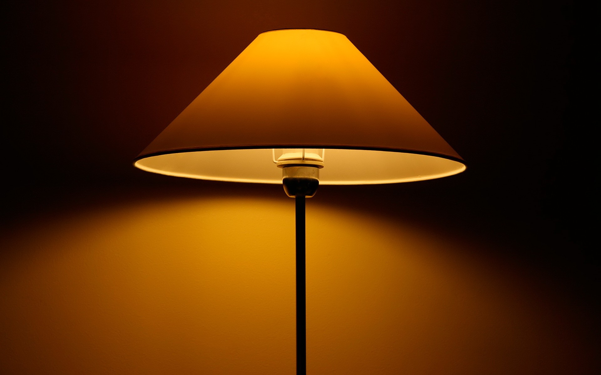 General 1920x1200 lamp dark simple background brown indoors