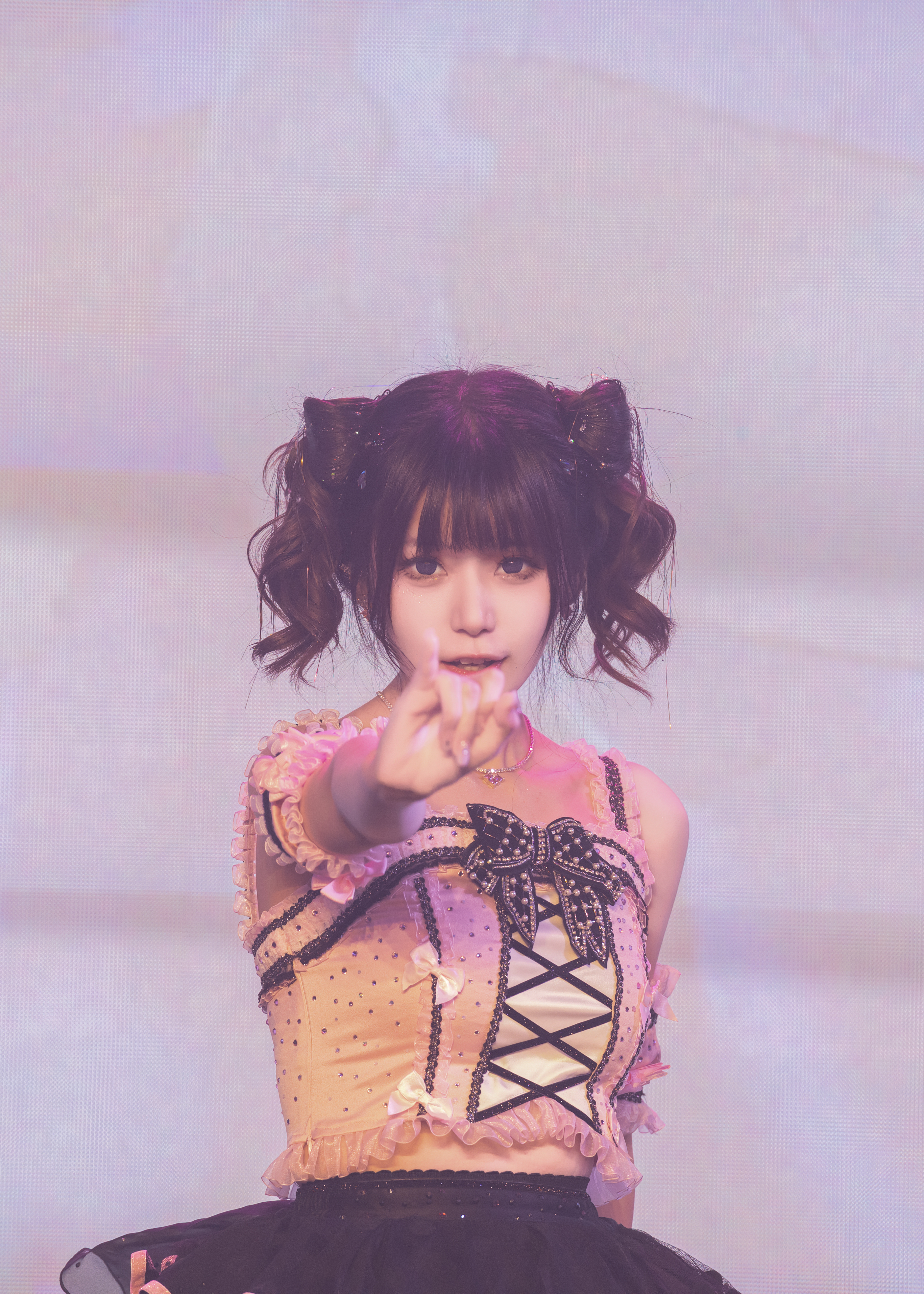 People 2810x3936 MaoDaRen Asian Idol curly hair pink bow