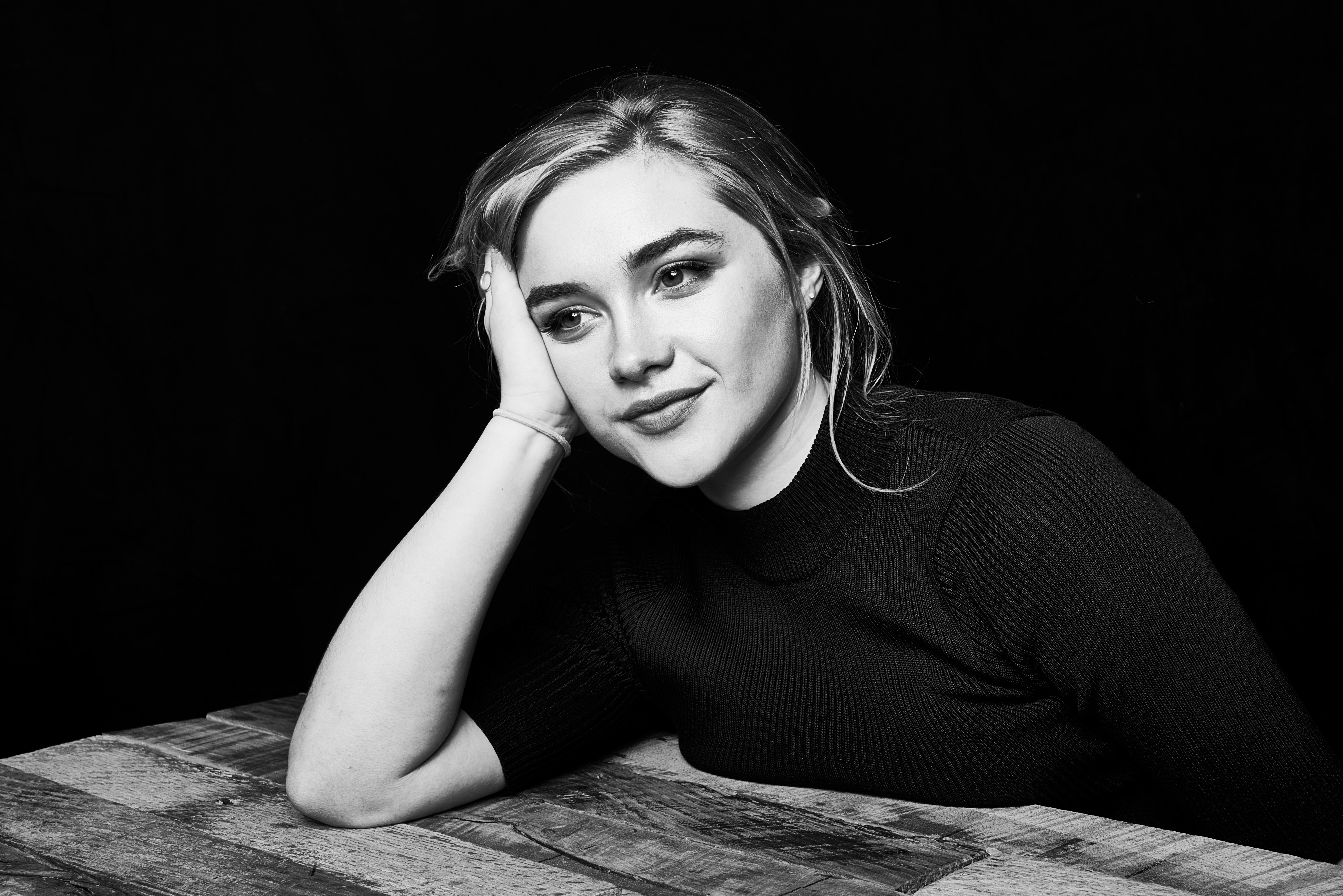 People 7426x4956 Florence Pugh actress hand on face table monochrome simple background
