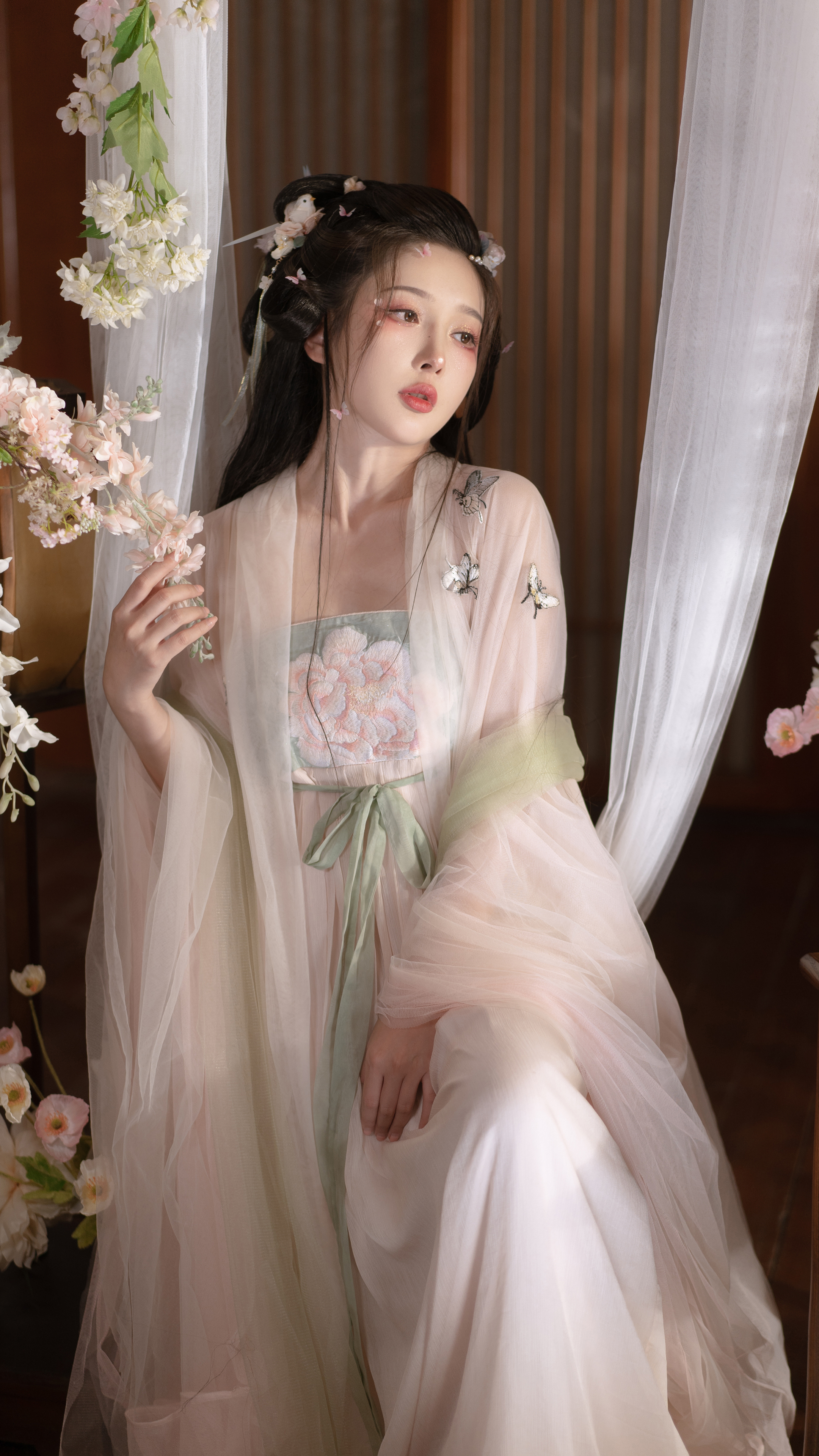 People 2160x3840 petals flower in hair long hair Asian women hanfu