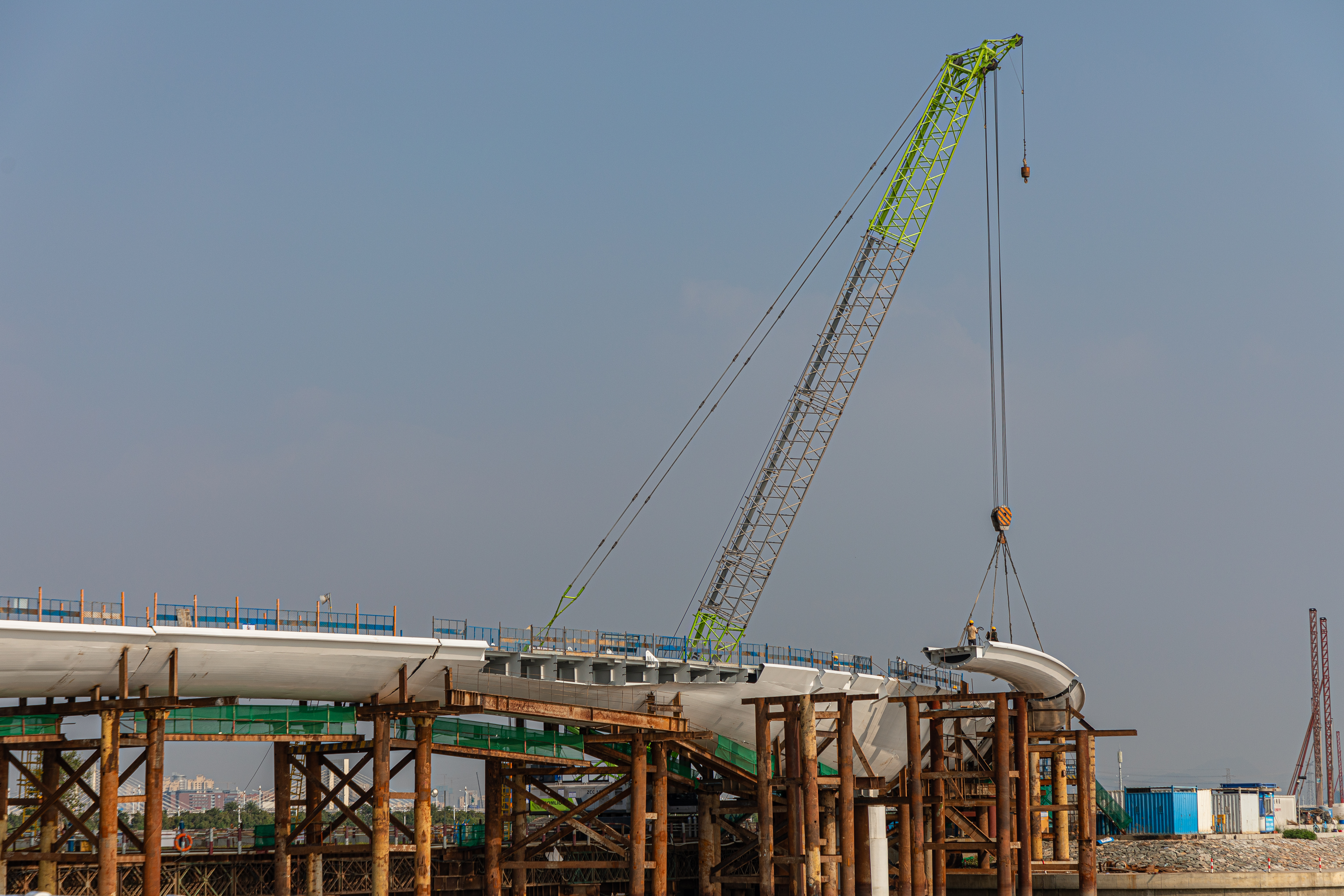 General 6448x4299 photography construction bridge construction site cranes (machine) workers helmet sky working